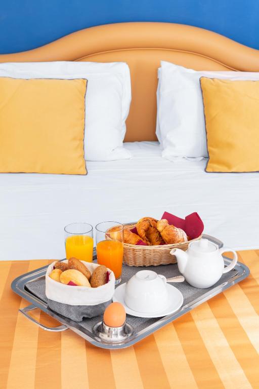 Hotel Piazza Di Spagna - Resim 40