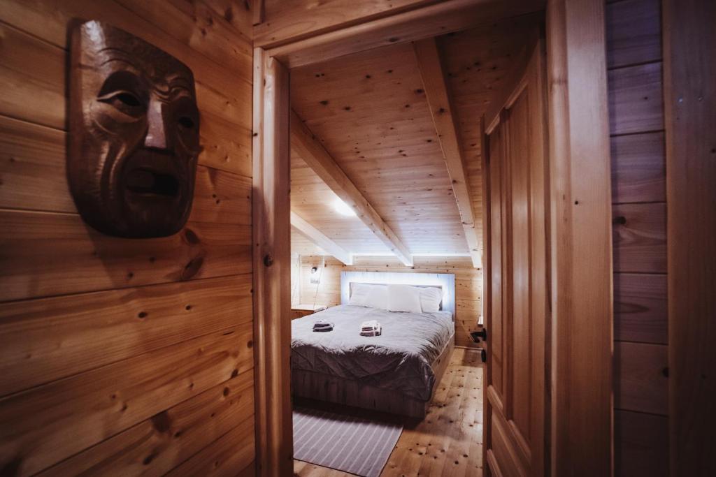 Posteľ alebo postele v izbe v ubytovaní Holiday Home Nightswim Inn