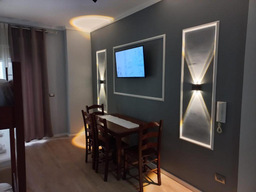 Lungomare Apartament Sea View - Imazhi 5
