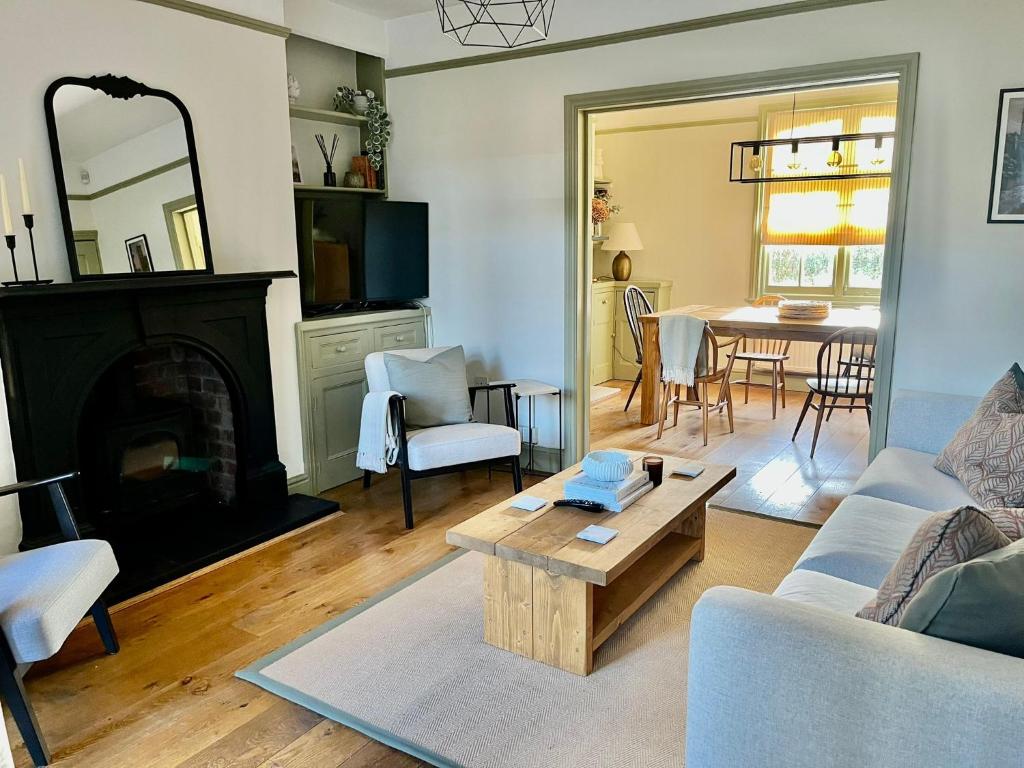 Central Knutsford, Knutsford Aktualisierte Preise für 2024