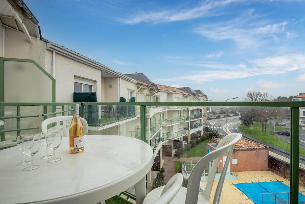 200m du port - Appart 4 pers, piscine, terrasse