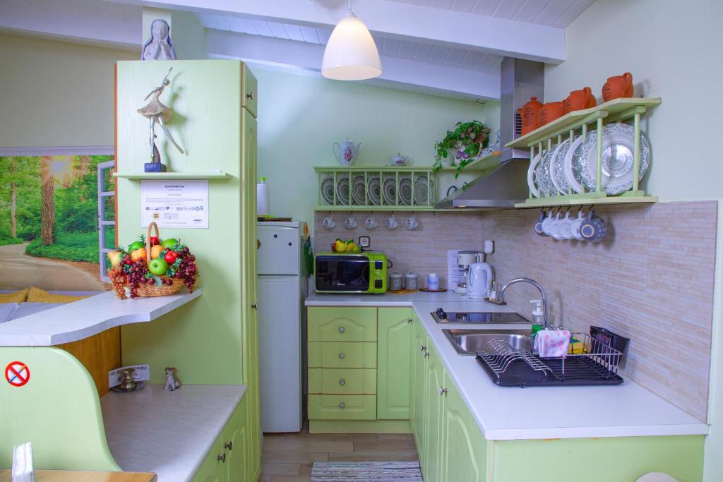 Natalie Apartments - 5