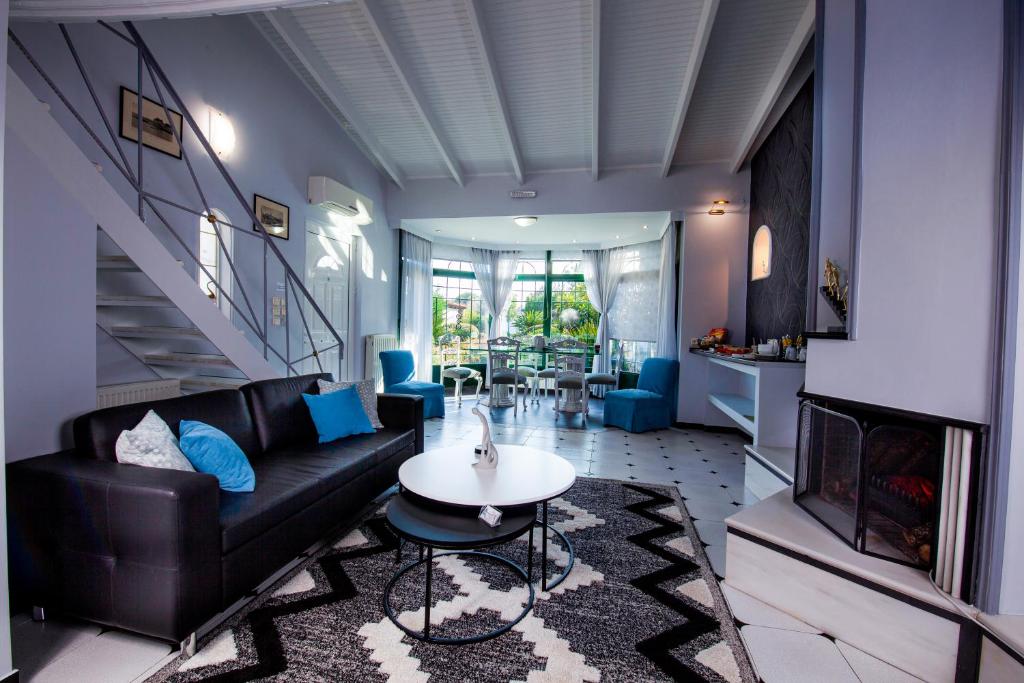 Natalie Apartments - 12