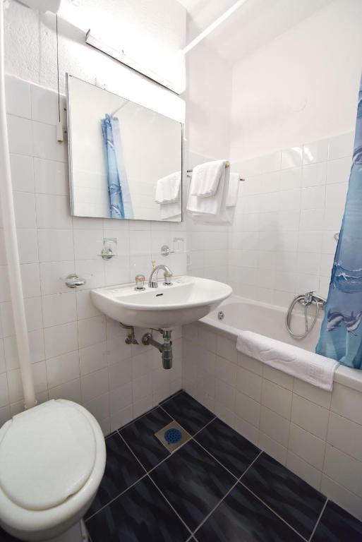 Koupelna v ubytování Hotel Sirena Hvar