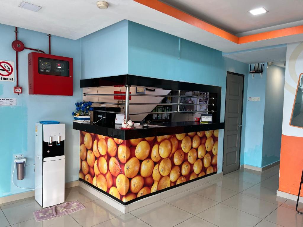 Kuchyň nebo kuchyňský kout v ubytování Red Orange Hotel Klang - 5 min to Klang Town