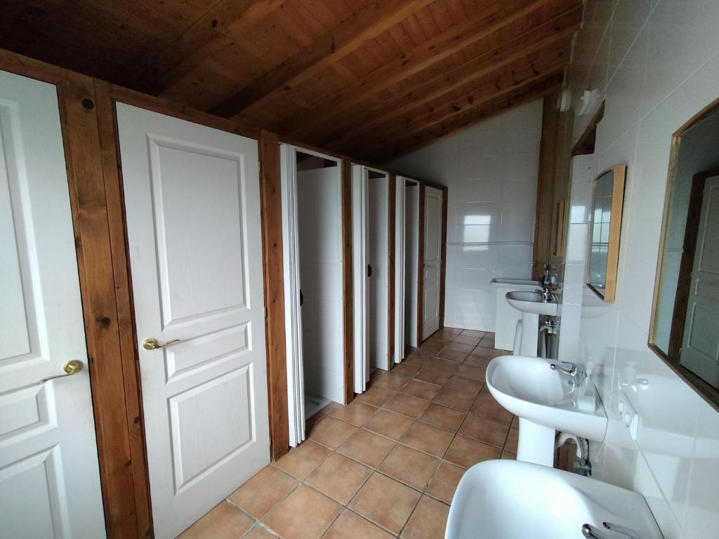 Koupelna v ubytování Albergue Don Camino