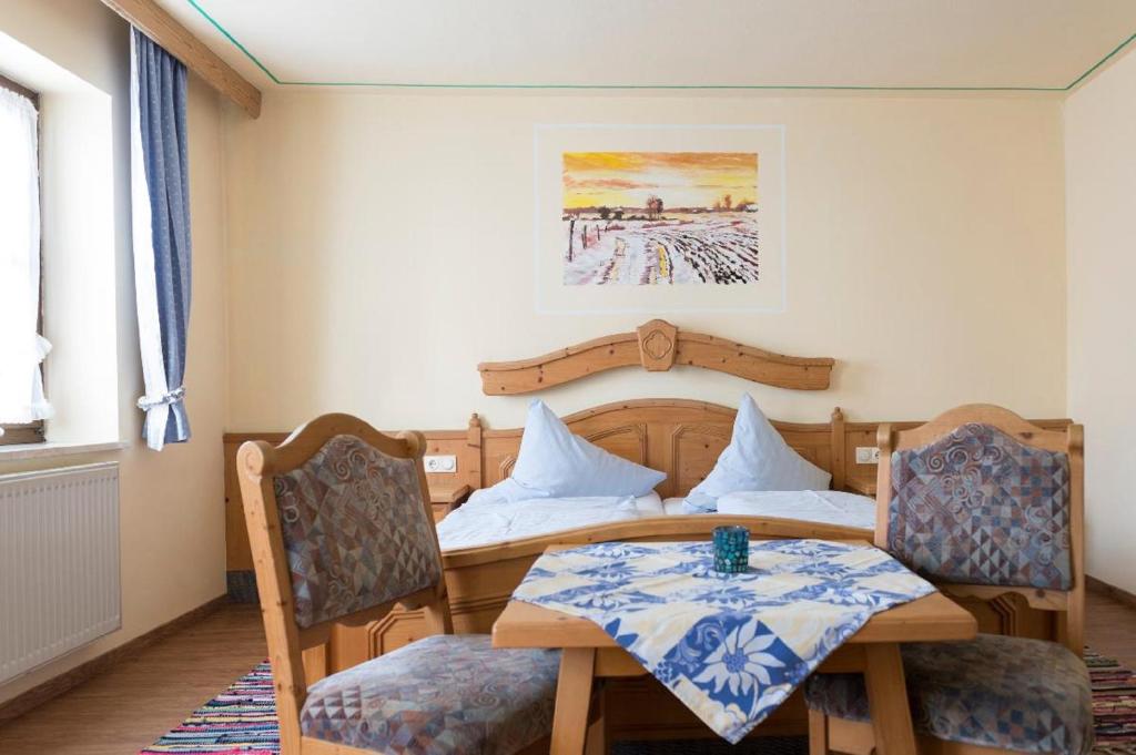 Posezení v ubytování Landhotel Zum Jägerstöckl