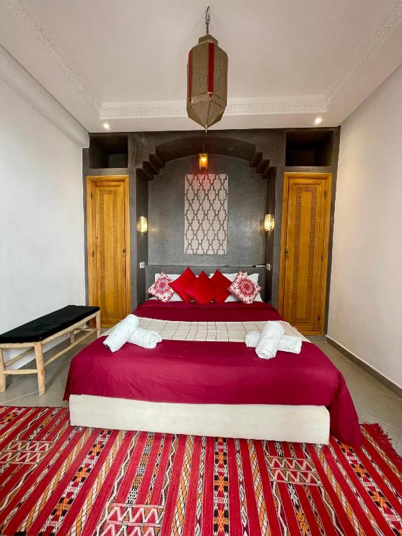 Postel nebo postele na pokoji v ubytování Riad Al Hamama