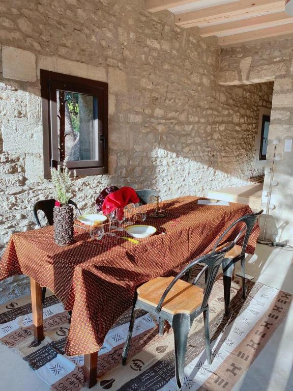 Posezení v ubytování Chambre d'hôtes dans une ancienne bergerie - La Bergerie du Monde