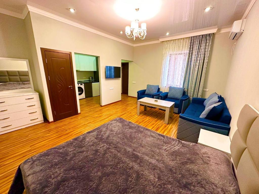 Kond Apart House