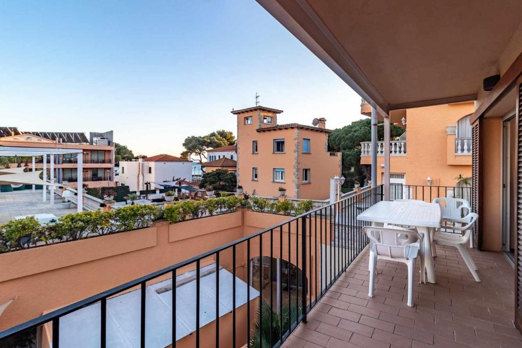 Isard 1 Apartamento al lado de la playa, Girona (updated prices 2024)
