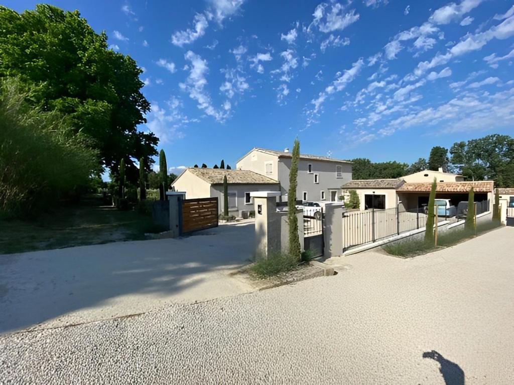 Budova, v ktorej sa vila nachádza