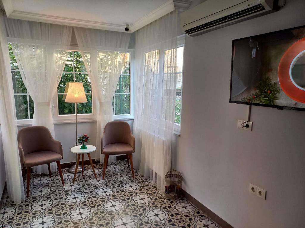 TV a/nebo společenská místnost v ubytování Kaleroom EDİRNE