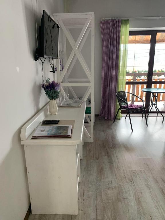Pogar Inn - Habitación Doble Con Balcón