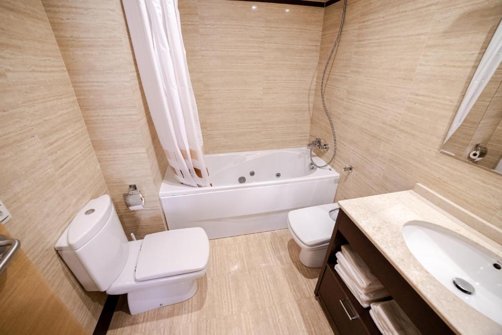 A bathroom at Castellon Ribalta Apartments - Parking disponible - Factura a Empresas