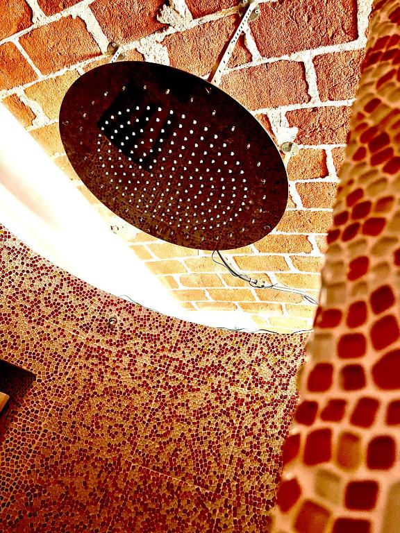 Dormi nella SPA privata con letto ad acqua, sauna, doccia emozionale e kneipp
