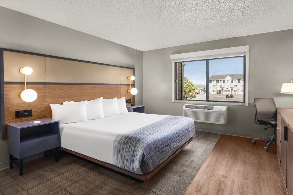 AmericInn by Wyndham Rapid City - King Room - Accès à La Mobilité / Non-fumeur