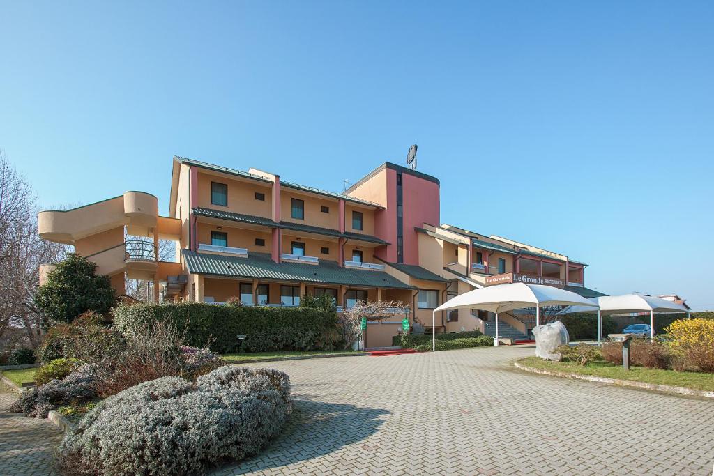 Budova, kde se hotel nachází