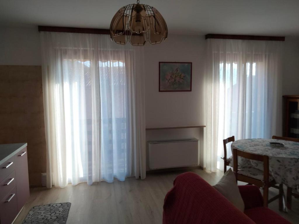 Fotografie z fotogalerie ubytování Apartment Serena v destinaci Ronzo Chienis