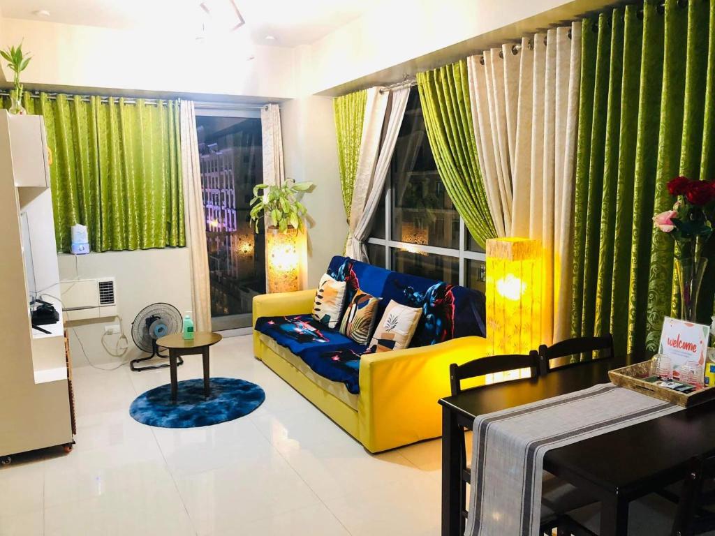 One Palmtree Villa Newport City