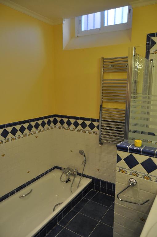 Welcome Inn Nerja guest house Luxury Bed & Breakfast - Junior Suite With Balcony