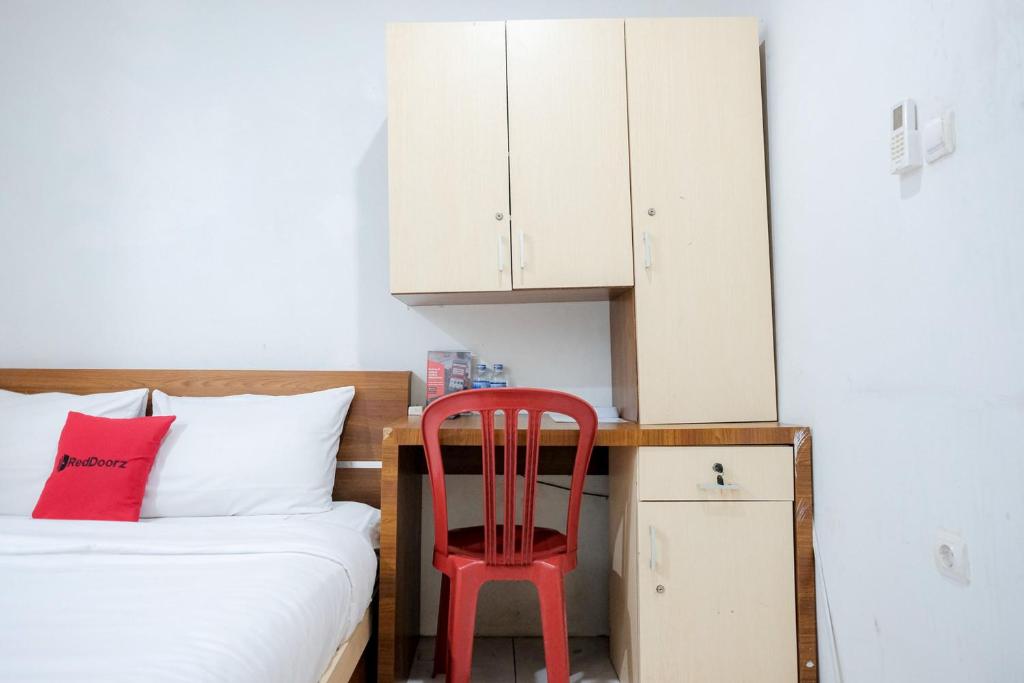RedDoorz near Tugu Pers Jambi - Doppelzimmer