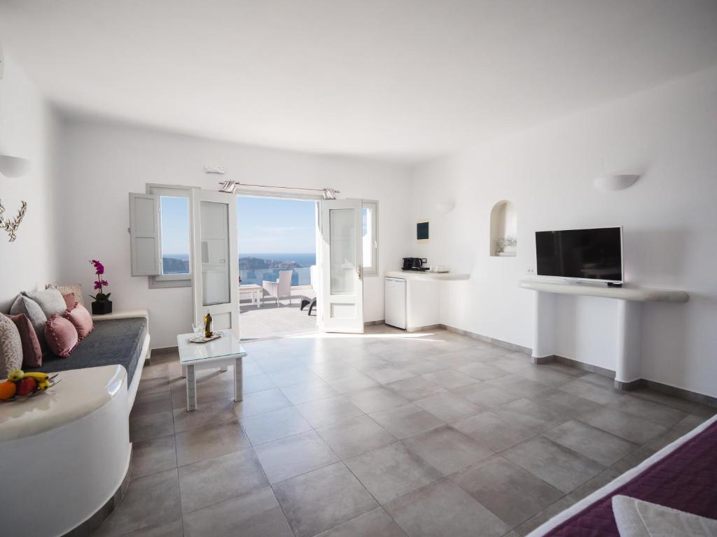 Santorini accommodations