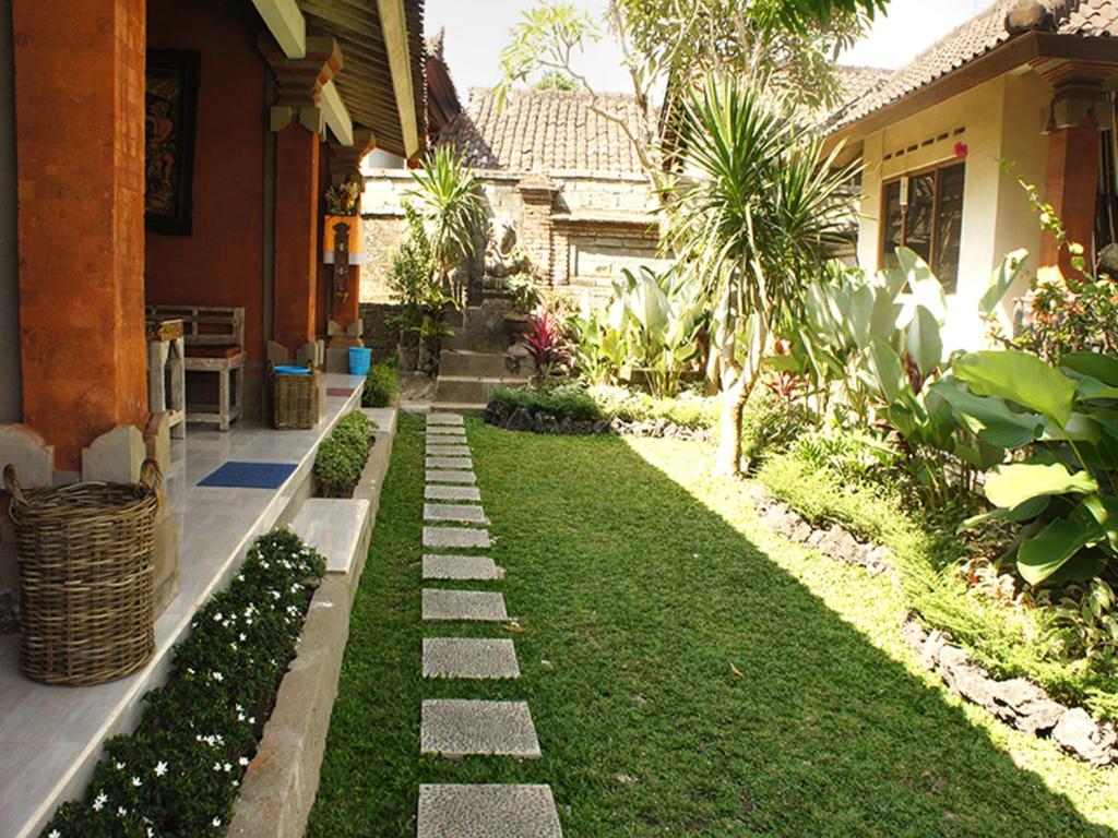 Zahrada ubytování Bale Bali Inn
