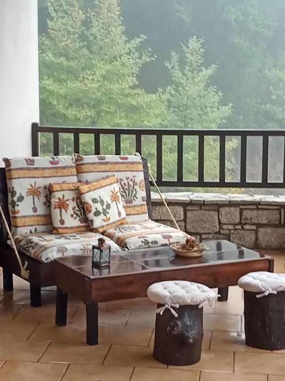 Posedenie v ubytovaní Evilion Traditional Inn