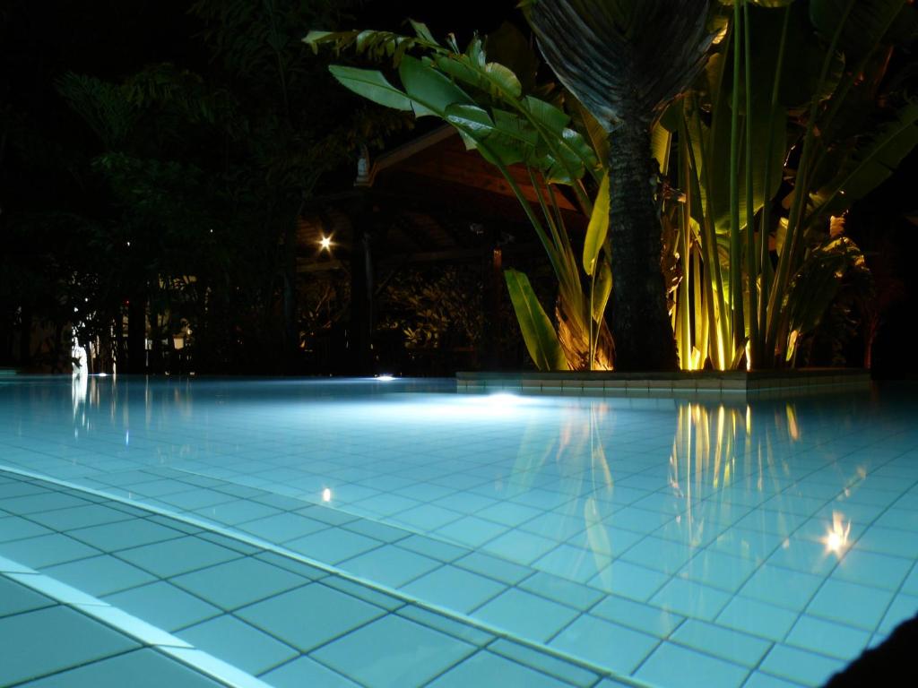 Bazén v ubytování Mealea Resort nebo v jeho okolí