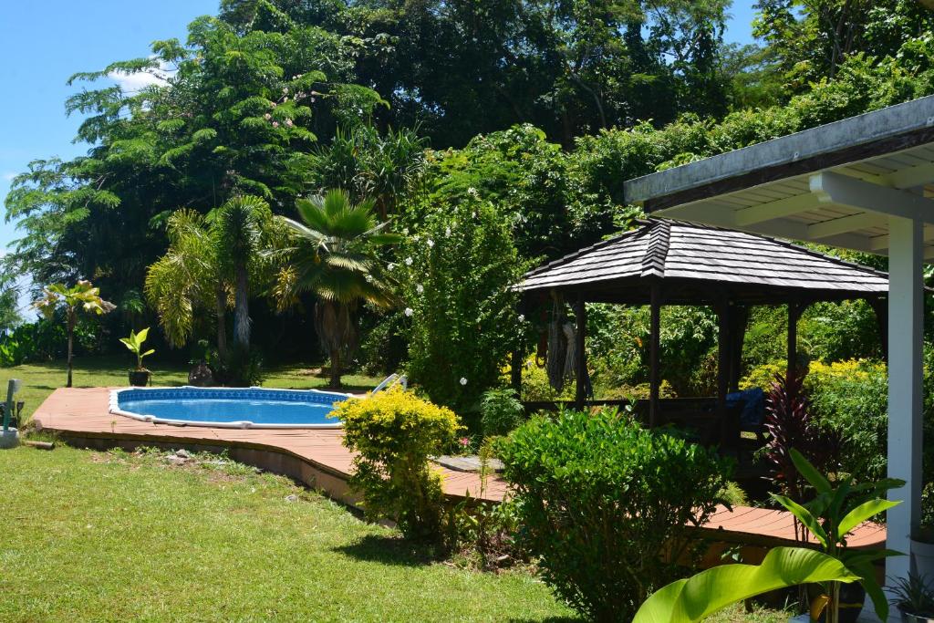 Villa MERAHI ... La villa d'Ange Fare Noa Mymy, Uturoa - photo 4 - Raiatea, Polynésie