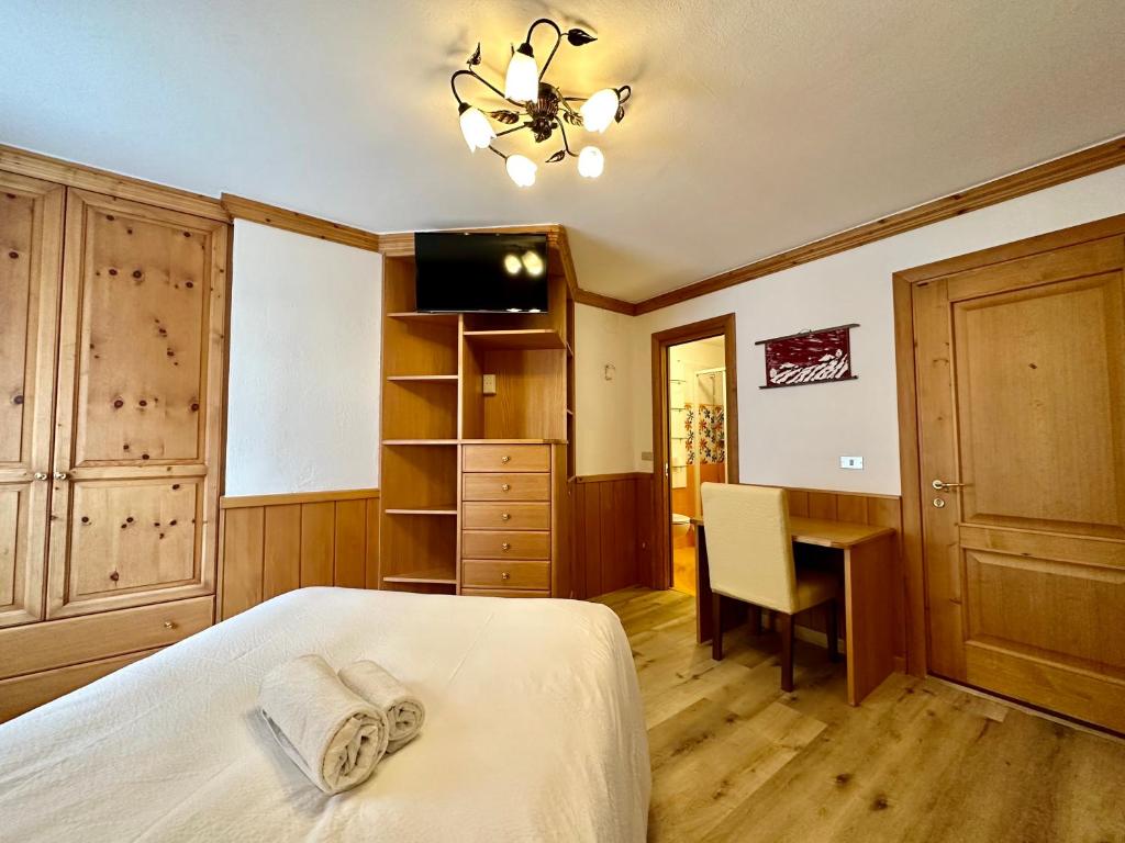 B&B Cèsa Planber Mountain View SKI-IN SKI-OUT - Habitación Individual De Lujo Con Balcón