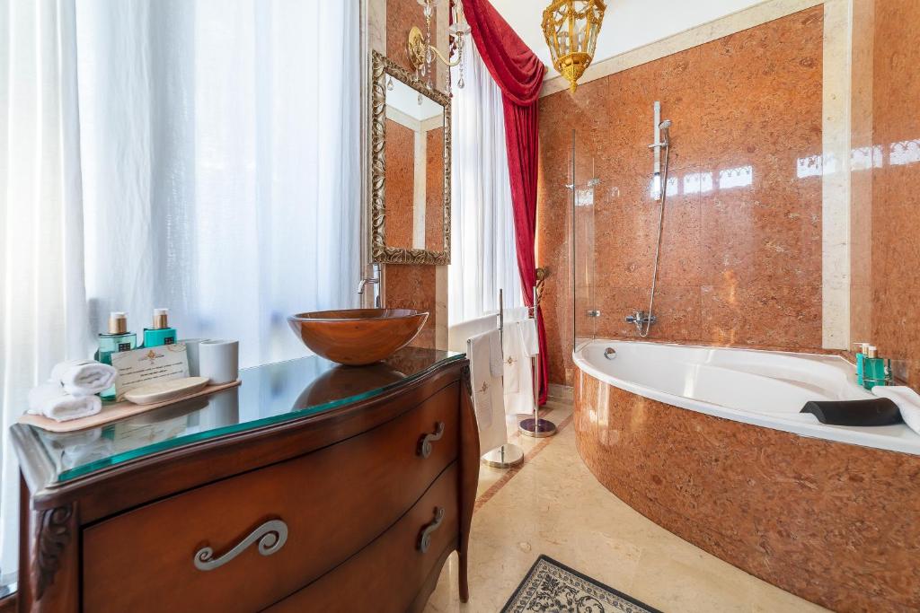 Sintra Marmoris Palace - 17