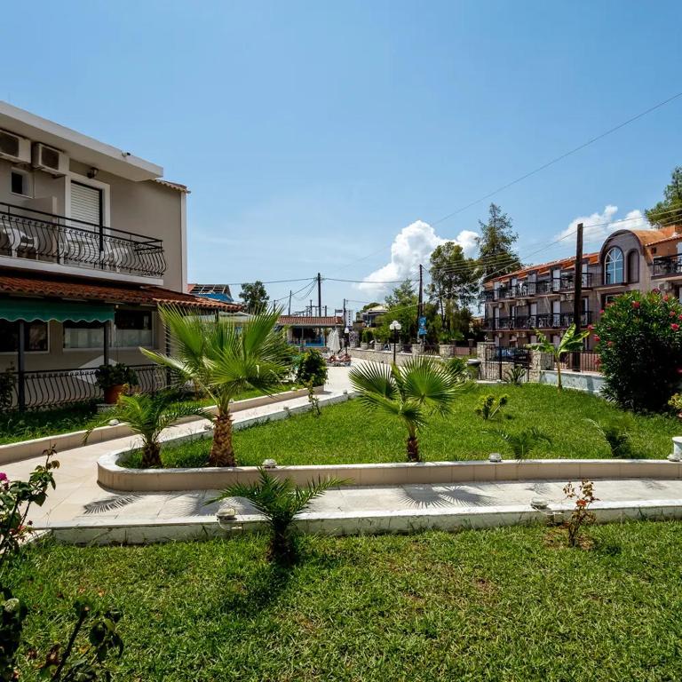 Zahrada ubytování Perkes Hotel Complex