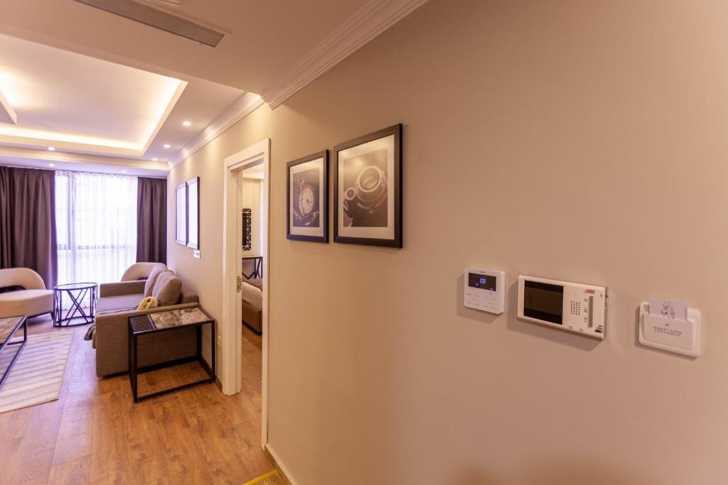 TV a/nebo společenská místnost v ubytování Lilium Luxury Suites