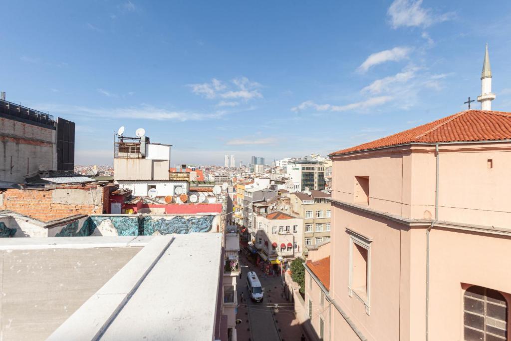 Nespecifikovaný výhled na destinaci Istanbul nebo výhled na město při pohledu z hotelu