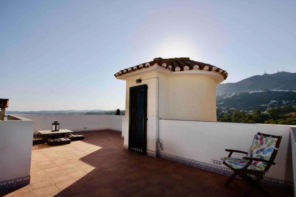 Zdjęcie z galerii obiektu Private villa with pool, Casa Torre Bonita w mieście Benalmádena