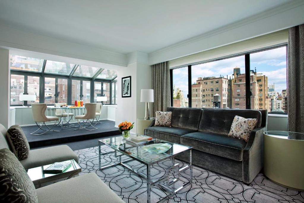 Loews Regency New York Hotel - Atrium Suite