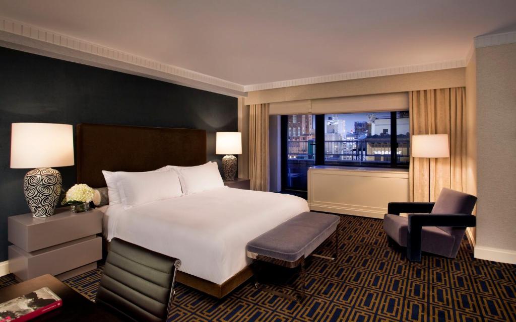 Loews Regency New York Hotel - Classic 1970s Apartment Suite