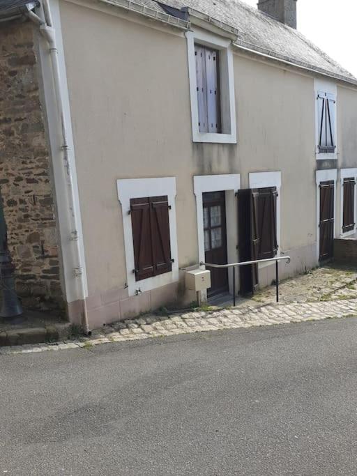 Budova, v ktorej sa dovolenkový dom nachádza