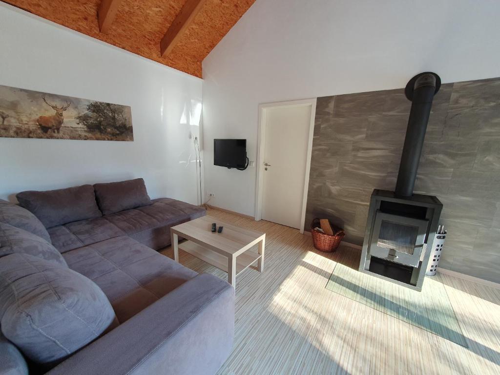 Ferienhäuser & Bungalows - Naturcamp Meyersgrund im Thüringer Wald - Vakantiehuis