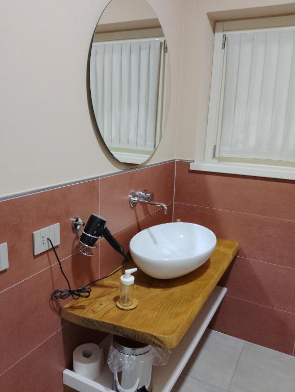 Koupelna v ubytování B&B LA VALLUNA