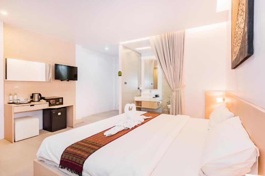 My Hotel Phuket - Resim 30