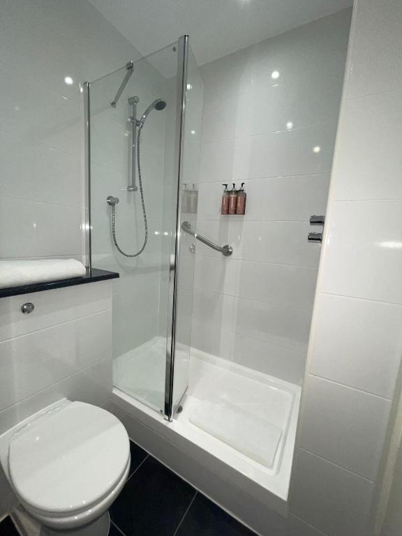 Heeton Concept Hotel - City Centre Liverpool - Resim 7