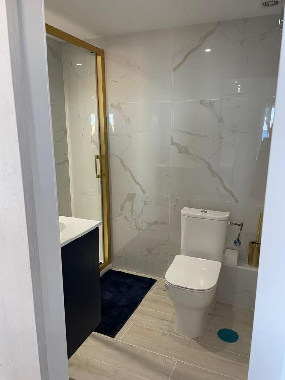 A bathroom at Apartamento Tres Banderas