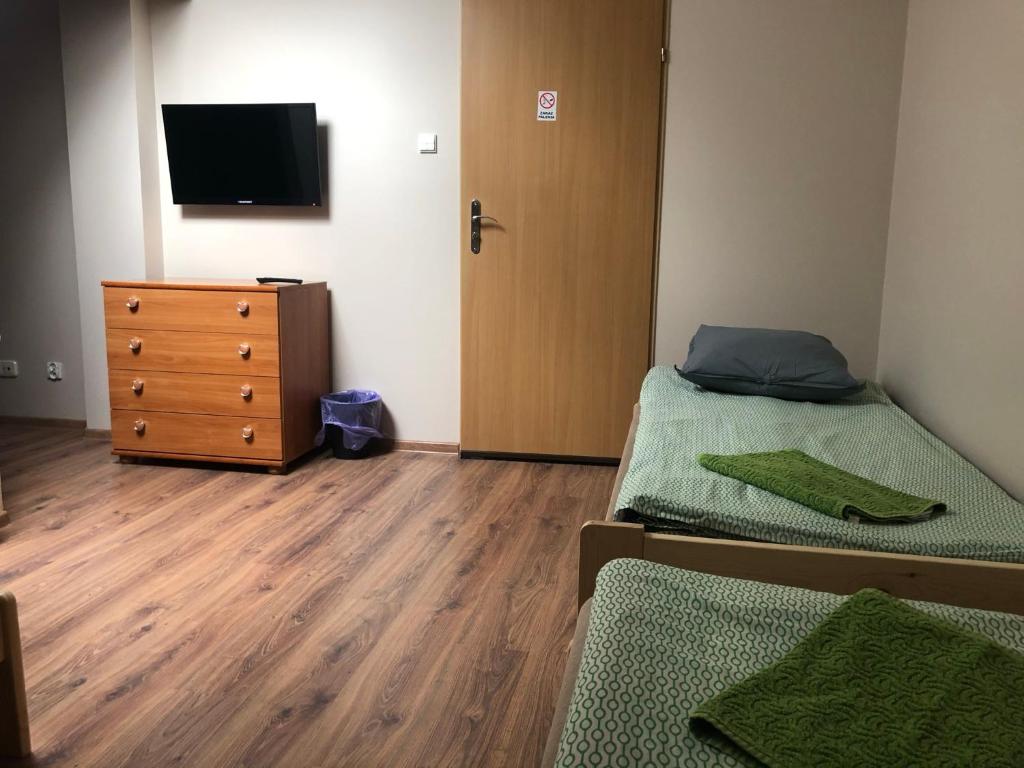 Piątka noclegi- Łódź - Habitación Triple Con Baño Privado