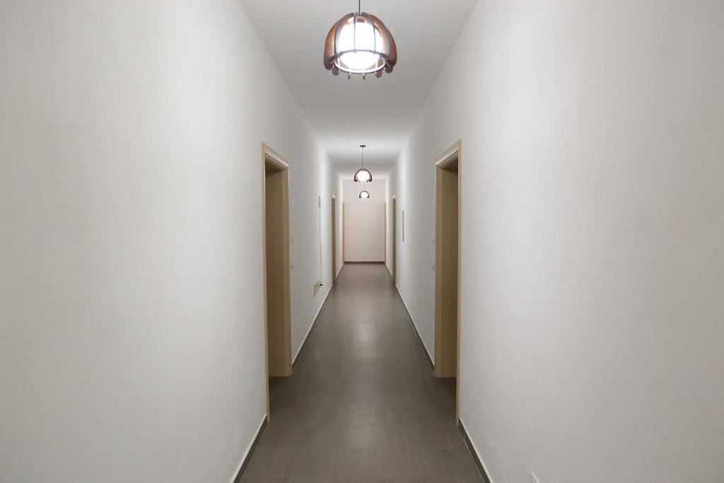 Fotografie z fotogalerie ubytování Hotel Jaho v destinaci Kavajë