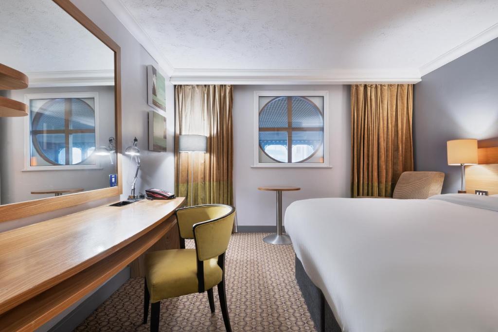 Park Inn by Radisson Cardiff City Centre - 