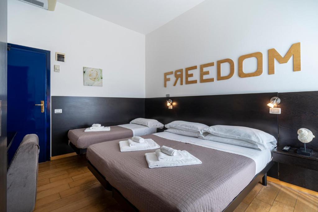 
Triple Room with Shower
