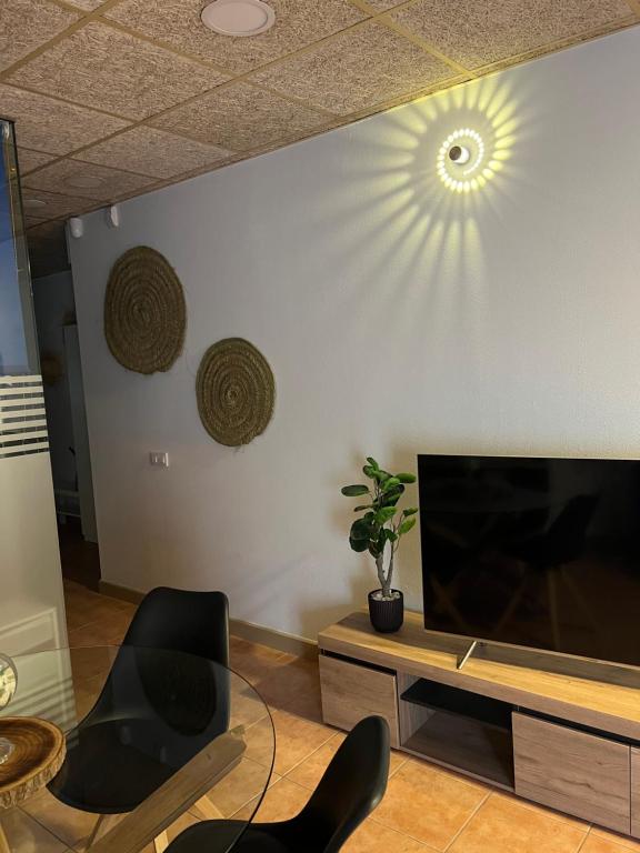 Fotografia z galérie ubytovania STUDIO NURIMAR Centro del Pueblo con Aire Acondicionado v destinácii L'Escala